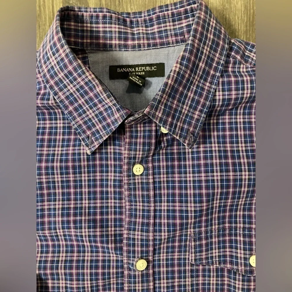 Banana Republic Soft Wash‎ Large Button Down Shirt